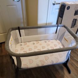 Bassinet Baby Delight