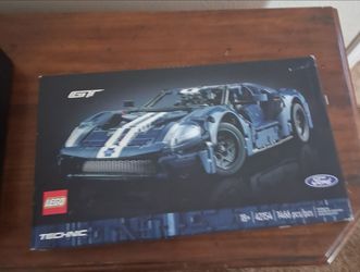LEGO Technic Ford GT Set 42154