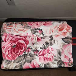 TRAVEL  Bag, Cosmetic Bag - Great for Makeup Brushes or Cosmetics, Perfect Size for  Carry-On, Organizer Shape in Pink Floral Print

