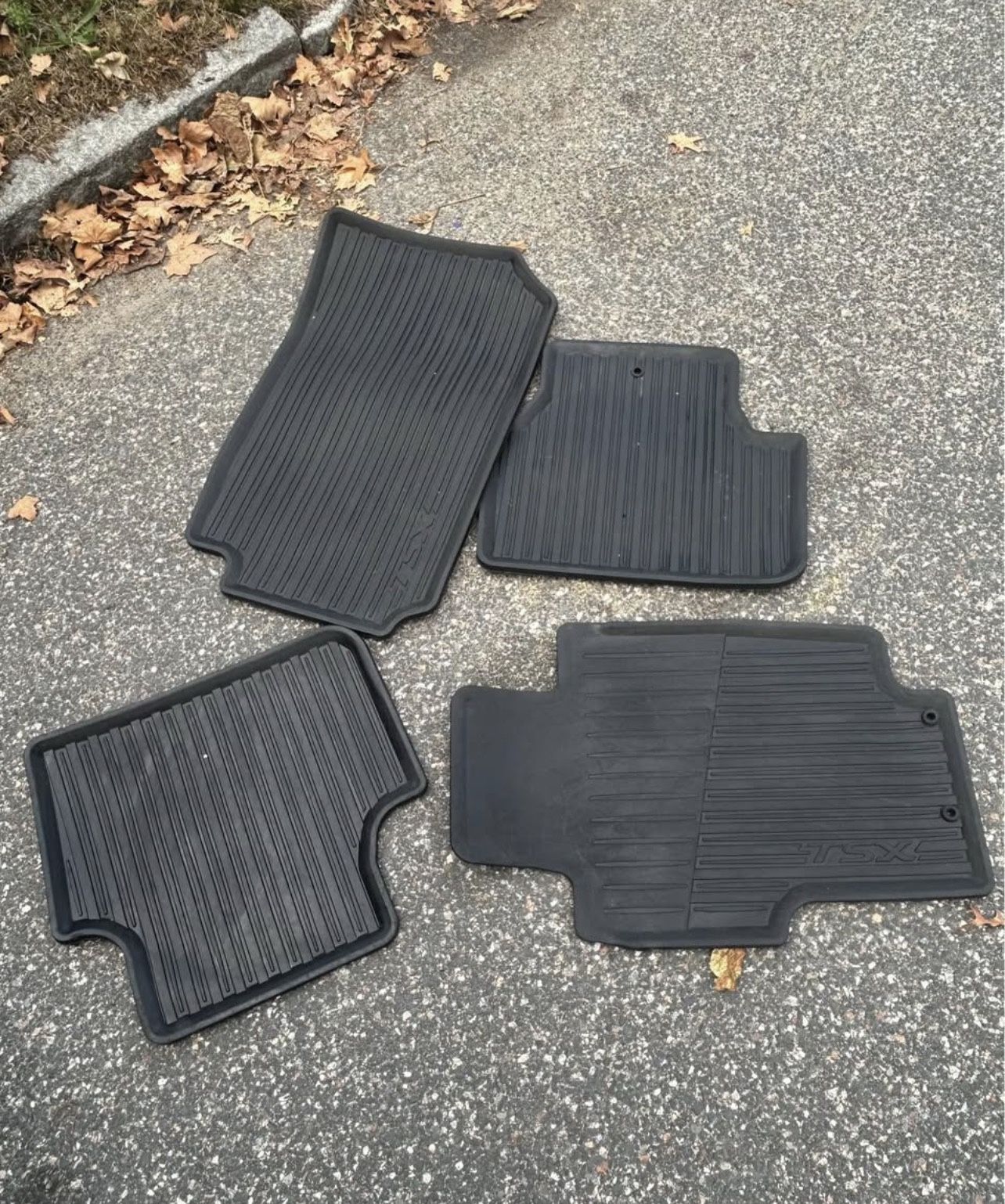 04 / 08 Tsx Oem floor mats And 5x114.3 rims