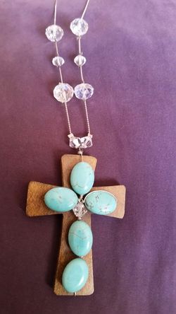 BEAUTIFUL WOODEN, TURQUOISE, CRYSTAL CROSS NECKLACE