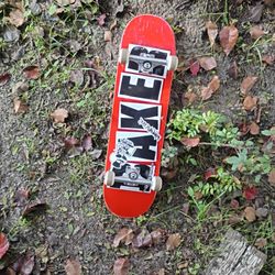 Baker Skateboard 