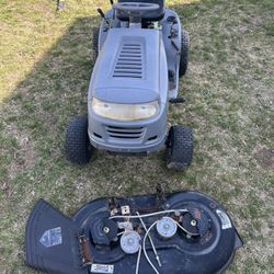 Riding Lawnmower 