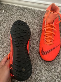 Football cleats