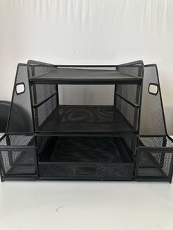 Desk organizer
