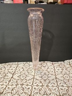 Controlled bubbles pink vase