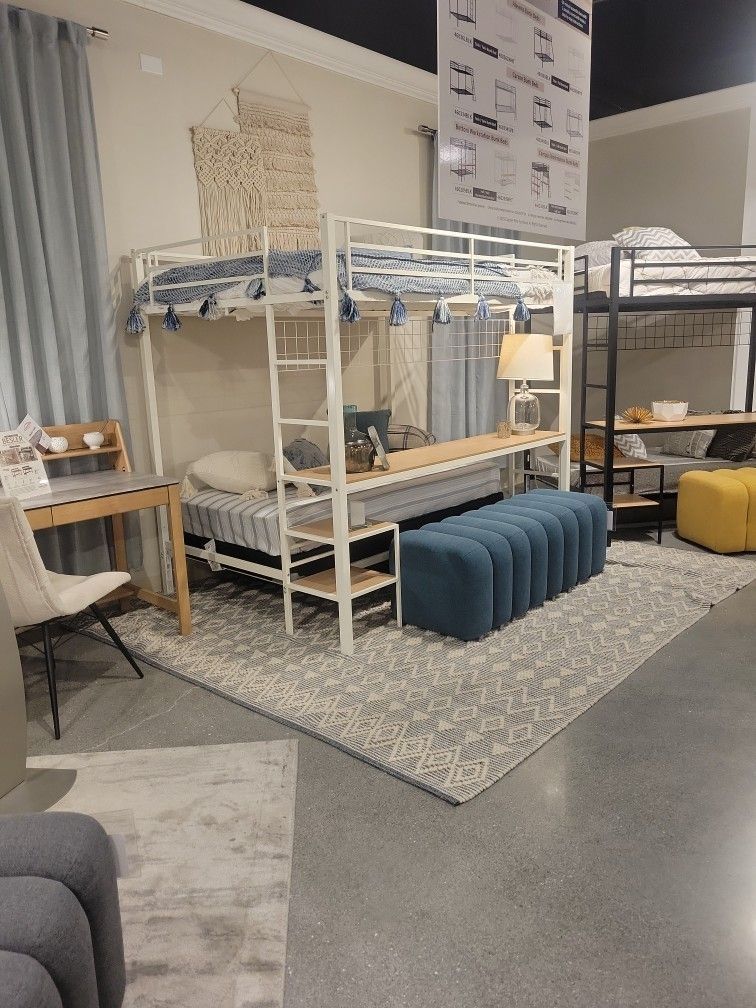 Full/twin Bunk Bed AVAILABLE Blanck & White