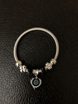 Bracelet brand new