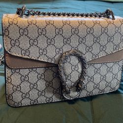 Dionysus GG Supreme super mini bag