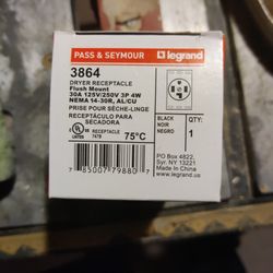 LeGrand Dryer Receptacle 125 V / 250 V 30A