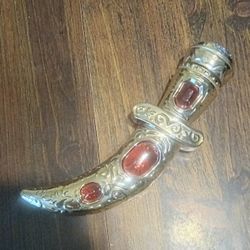 VTG Avon Scimater Sword Decanter