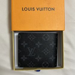 Louis Vuttion wallet
