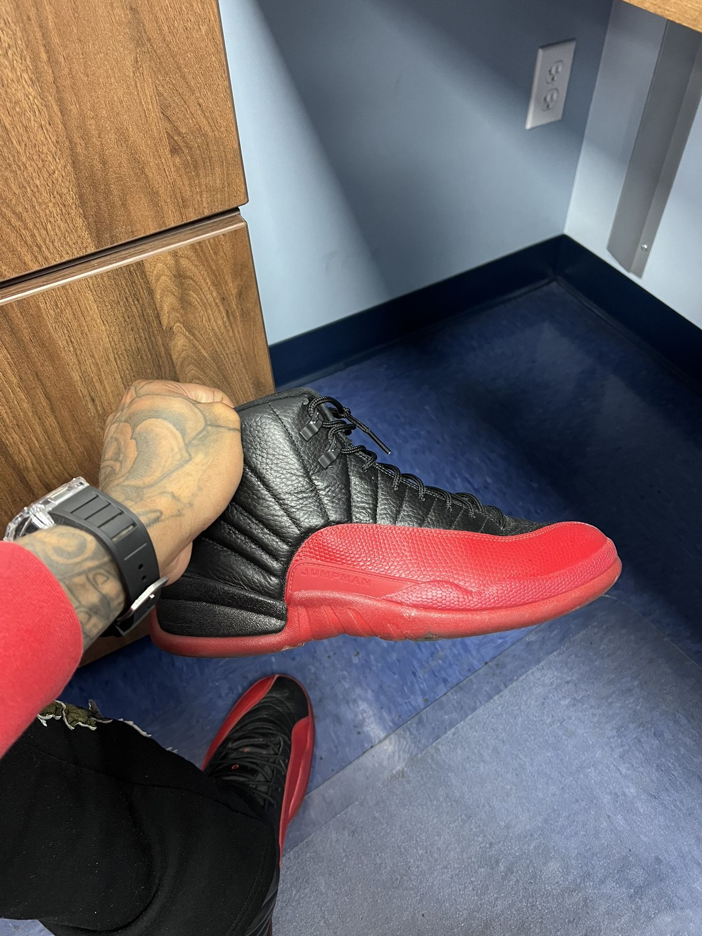 🔥 Air Jordan 12 “Flu Game” – Size 13 🔥