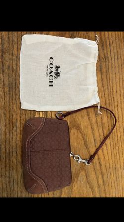Coach Leather & Signature Dark Lavendar Purple Wristlet Pouch, Silver Zipper Clip On