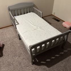 Delta Canton Grey Toddler Bed frame w/mattress & girl bedding