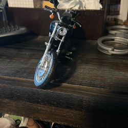 Harley Davidson Model 1999