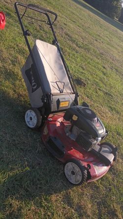 675 Toro self propelled 190   mower works perfect