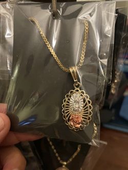 SALE 🚨Gold Filled Necklace Virgen De Guadalupe