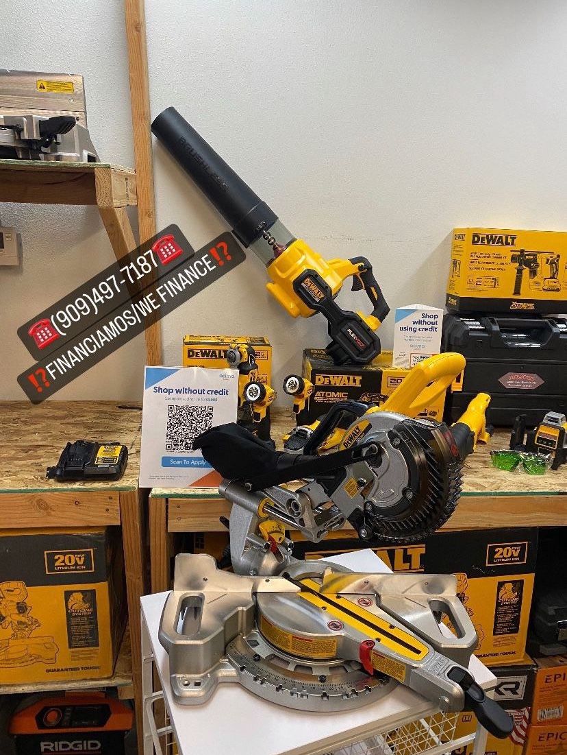DEWALT 20V MAX Cordless 1/4 Sliding Miter Saw (Tool Only