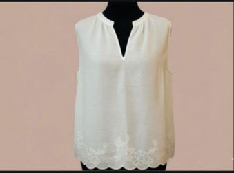 NWT, OFFWHITE SLVEEVELESS SHIRT. SIZE:M. 48% LINEN, 35% VISCSE, 17% MODAL