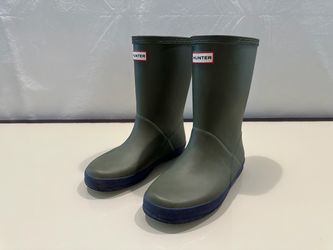 Hunter Kids First Classic Rain Boots (Green, Size 1)