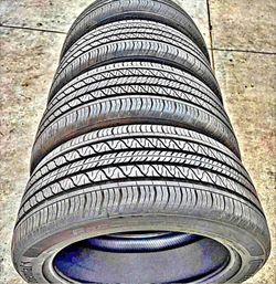 255/45/19 continental vendo un set de llantas usadas excelente condiciones de vida las 4 ✅🤩I am selling a set of used tires, all 4 in excellent livin