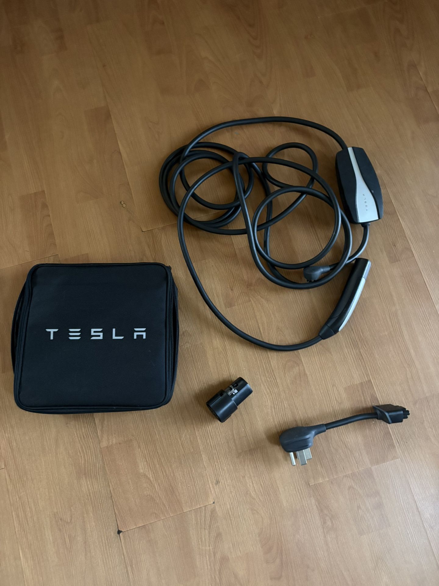 Tesla charger Set Model 3