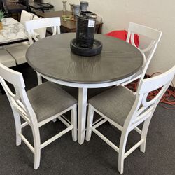 White And Grey Modern Farmhouse Counter Height Dining Table With 4 Stools 