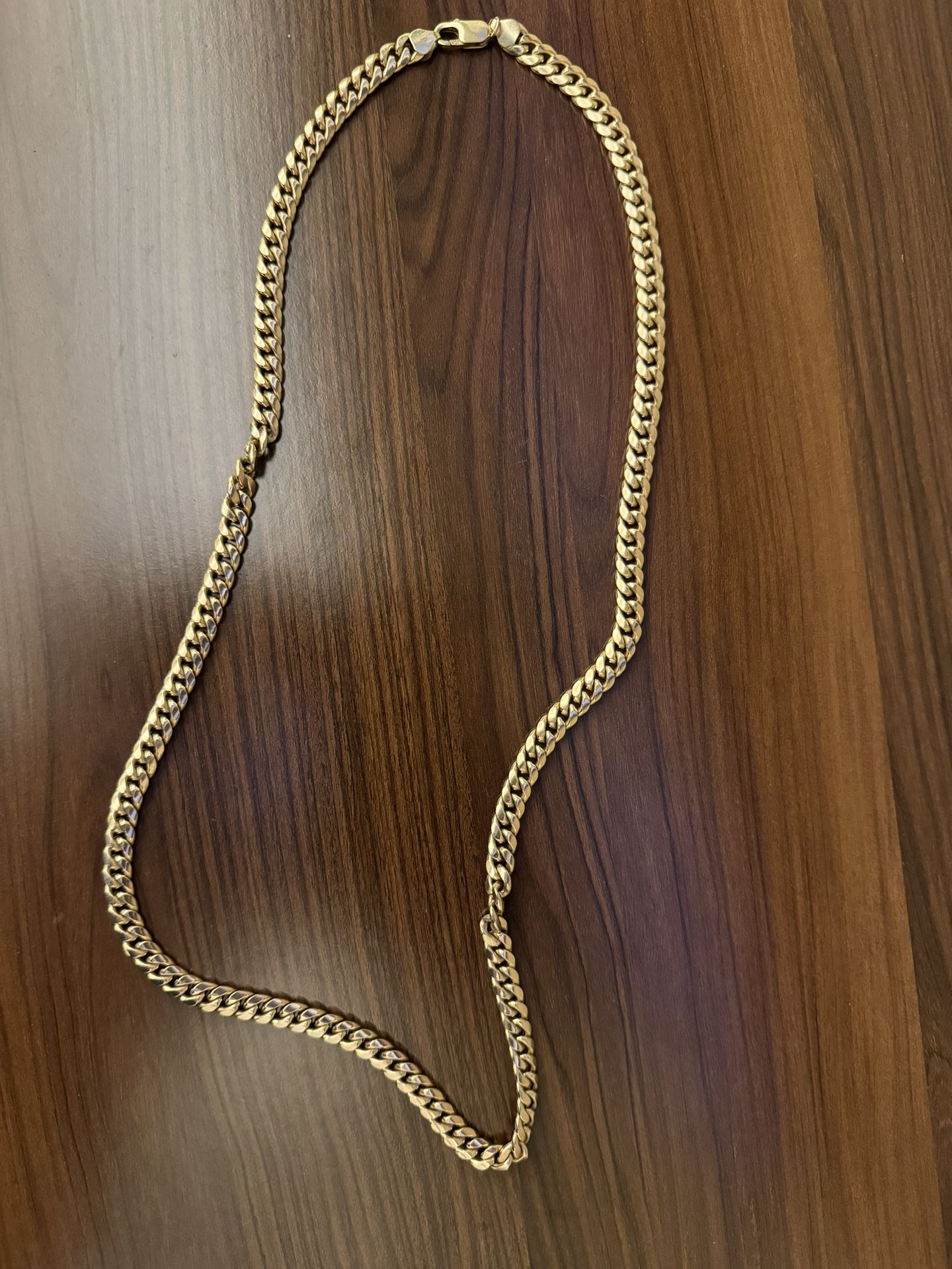 Cuban Link 10k Gold Chain. 38g.
