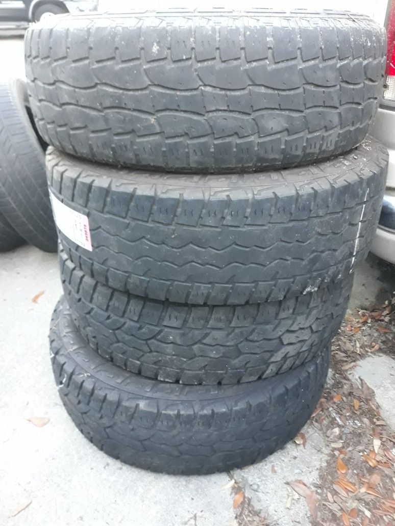 Set Of Ironmans 275/70/18