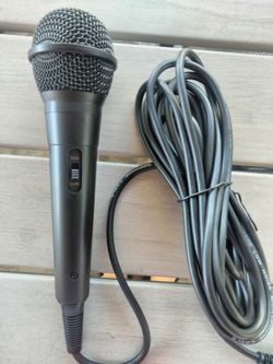 Microphone with Cable