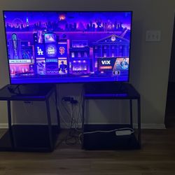 Corner Table