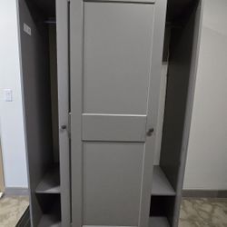 🔥Armoire🔥 ONLY $50 Come Get It Today!!! Must Go!! Won't Last