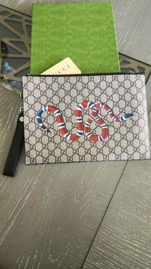 Gucci Clutch/Wristlet
