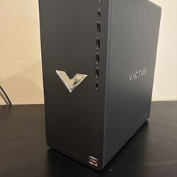 Victus Gaming PC with Halo Infinite Mouse/ Keyboard