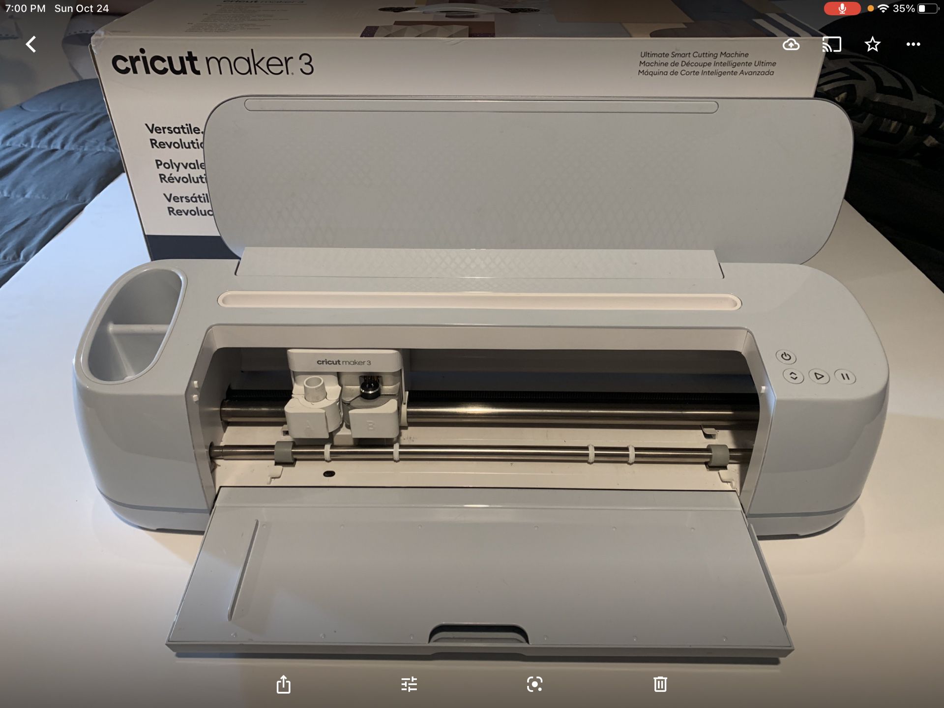 Cricut Maker 3 With Easy Press And Lots Of Extras