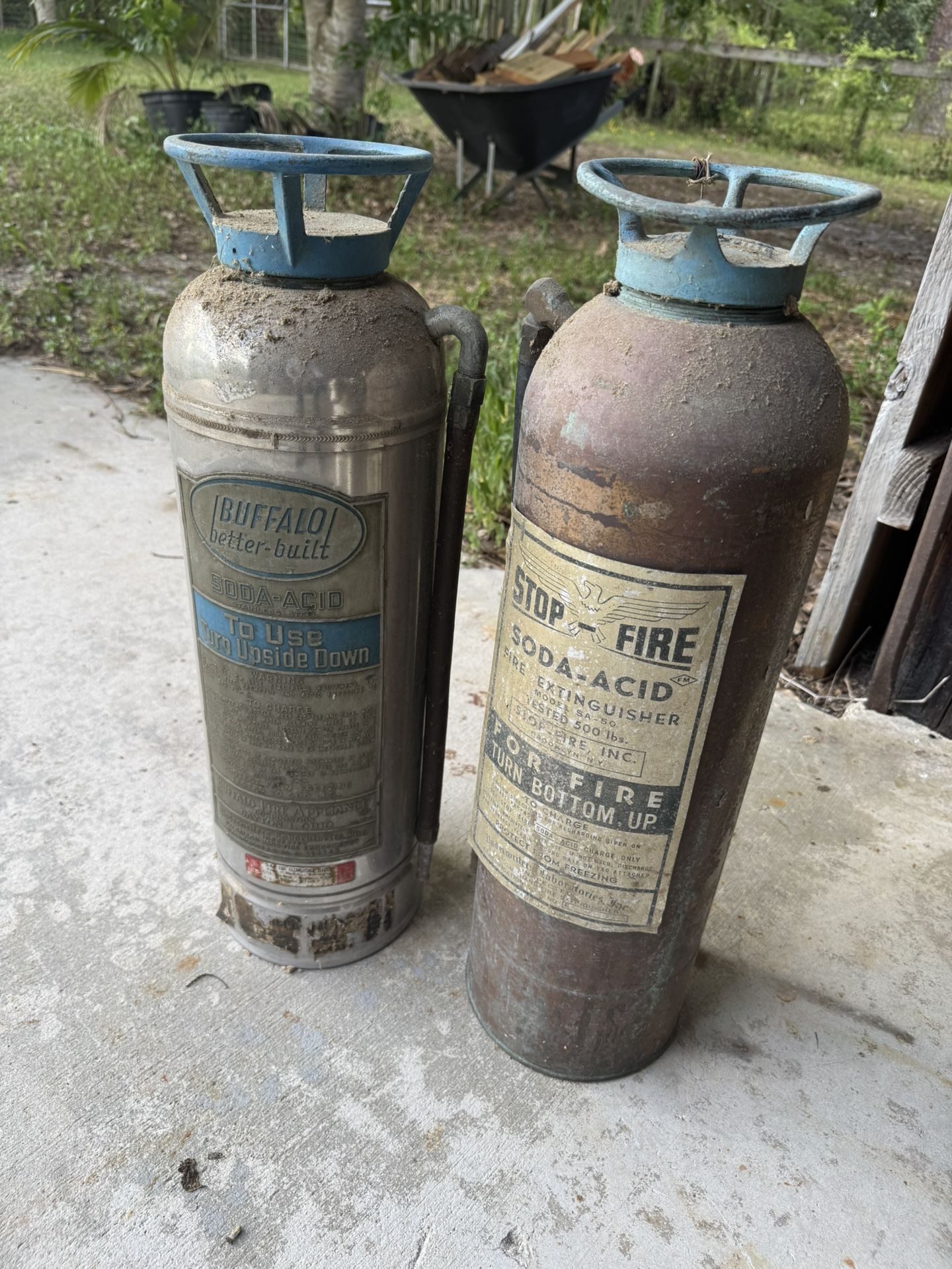 Old Fire extinguishers/ Project/decoration