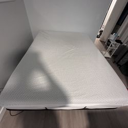 mattress and frame 