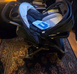 Graco fast action SE stroller with Snugride 35 lite intact carseat Travel System
