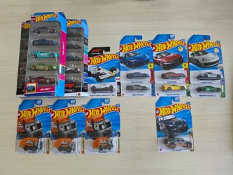 Massive Hot Wheels Lot with 2025 JEEP STH, 3x 2026 Total Disposal TH, Formula 1, & 2026 Mainlines