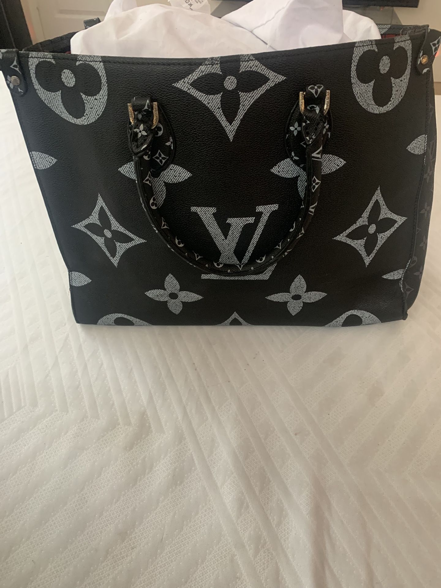 Louis Vuitton Purse