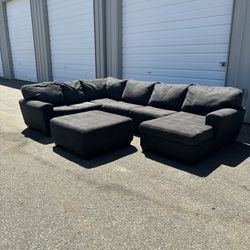 Ashley Furniture Sectional Couch With Matching Ottoman Free Delivery 