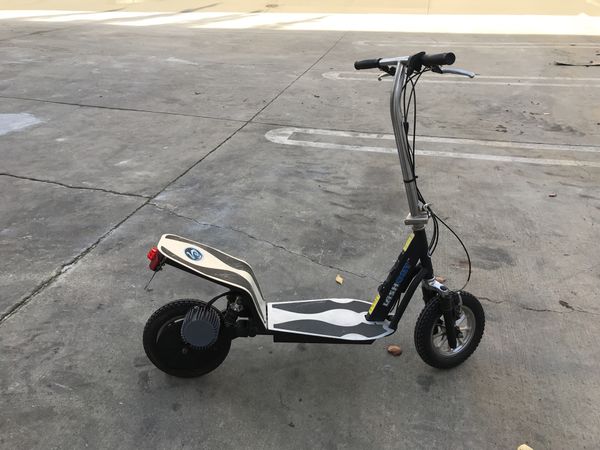 Lashout 600 Watt Brushless Motor Electric Scooter Made In Usa Lashout 600 Watt Brushless Motor Electric Scooter Made In Usa Large Frame For Up To 300 Lbs With Front And Rear Shocks Fast 25 Mph