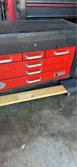 Lumidor Red Metal Tool Chest Cabinet