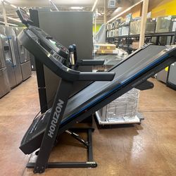 Horizon Fitness 7.0 AT Treadmill, 0-15% Incline, 0.5-12 mph, 3.0 HP Motor, 20" x 60" Deck