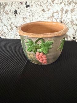 Hand Made Artisan 3D Grape Leaves Planter Pot