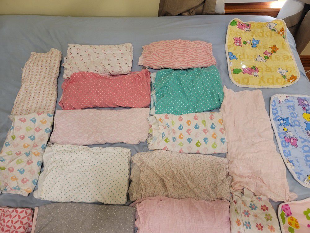 17 Receiving Blankets And 3 Changing Pads (Changing Pads Never Used)