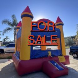 Good Condition Castle Bounce House