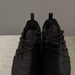 Nike Air VaporMax Plus Triple Black (Women's Size 9)