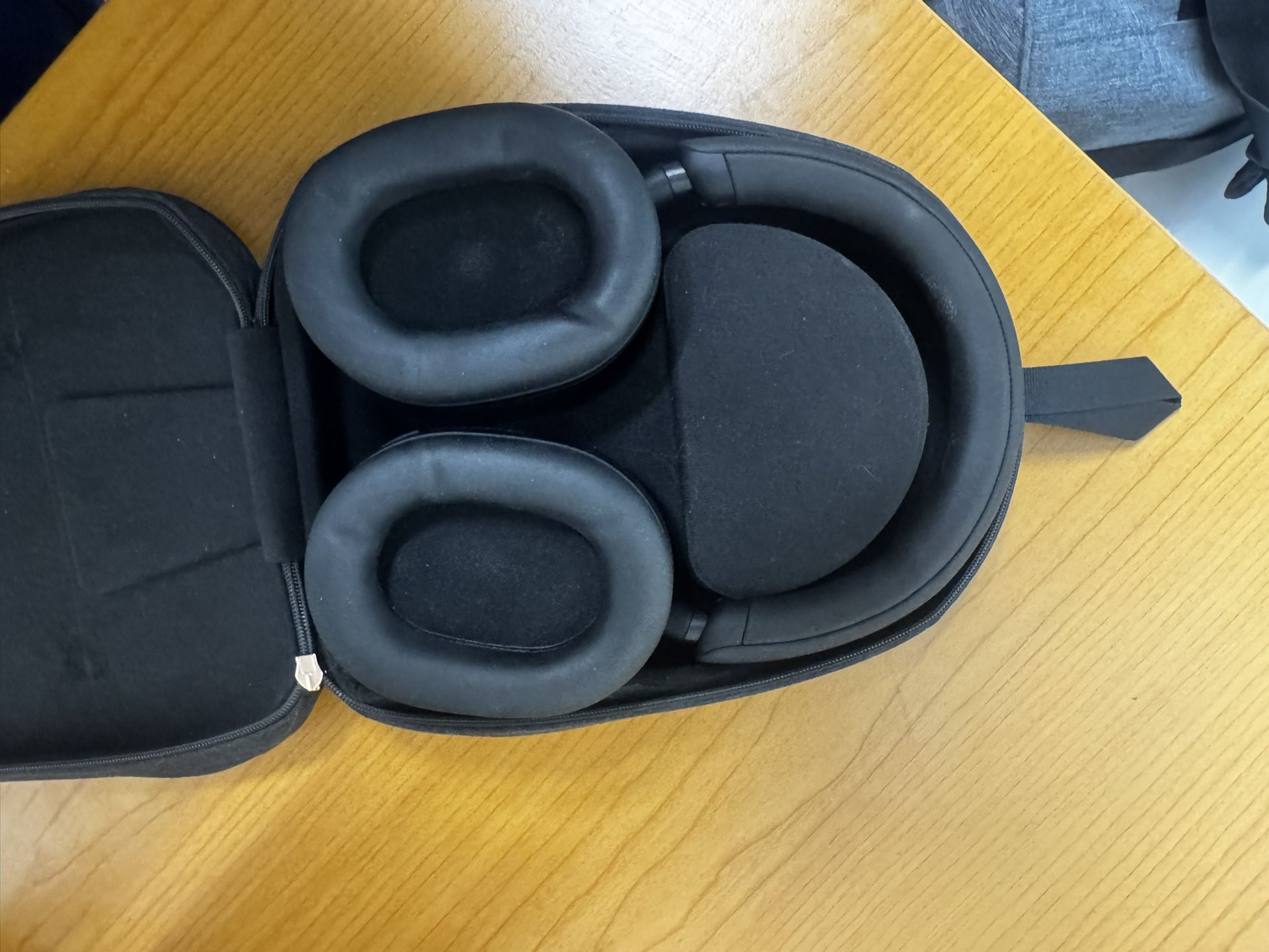 Sony Wh-1000mx5